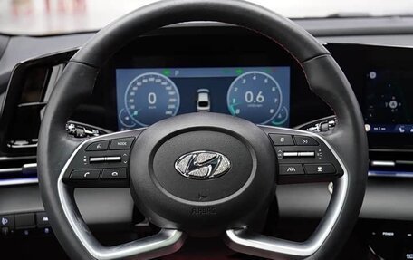 Hyundai Elantra, 2023 год, 1 579 153 рублей, 13 фотография