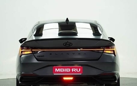 Hyundai Elantra, 2023 год, 1 579 153 рублей, 4 фотография