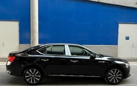 Skoda Superb III рестайлинг, 2024 год, 2 550 009 рублей, 4 фотография