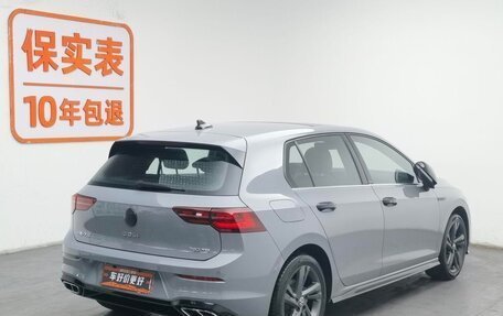 Volkswagen Golf VIII, 2022 год, 1 705 000 рублей, 2 фотография