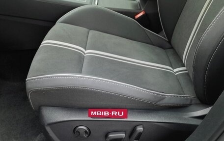 Volkswagen Golf VIII, 2022 год, 1 705 000 рублей, 14 фотография