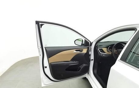 Chevrolet Monza, 2021 год, 1 050 000 рублей, 10 фотография