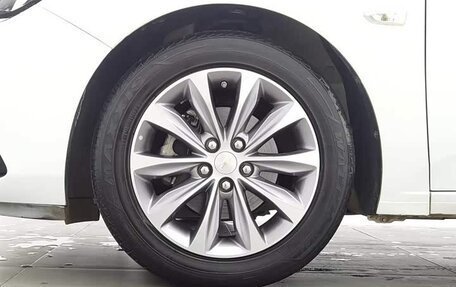 Chevrolet Monza, 2021 год, 1 050 000 рублей, 17 фотография