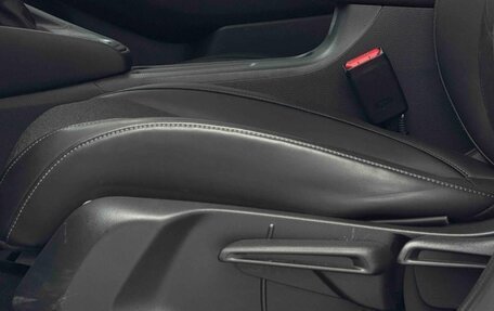 Honda Vezel, 2023 год, 1 700 000 рублей, 18 фотография