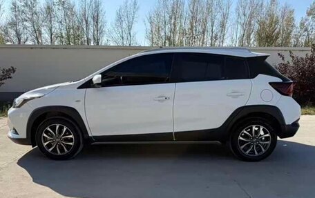 Toyota Yaris XP150 рестайлинг, 2022 год, 1 060 000 рублей, 9 фотография