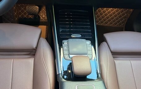 Mercedes-Benz GLB, 2021 год, 2 600 000 рублей, 12 фотография