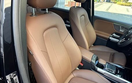 Mercedes-Benz GLB, 2021 год, 2 600 000 рублей, 15 фотография