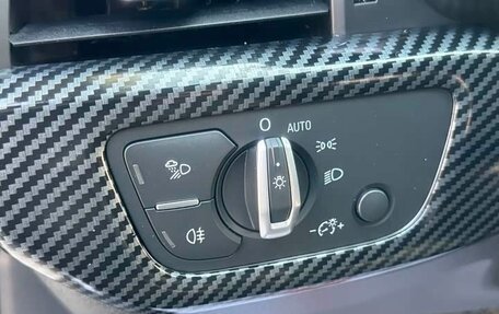 Audi A4, 2022 год, 2 900 000 рублей, 14 фотография