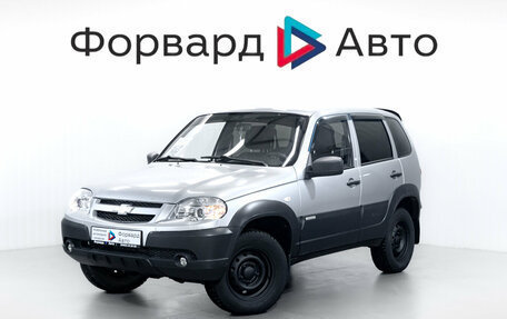 Chevrolet Niva I рестайлинг, 2015 год, 699 000 рублей, 4 фотография