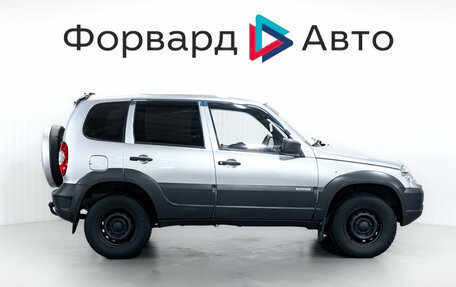 Chevrolet Niva I рестайлинг, 2015 год, 699 000 рублей, 9 фотография