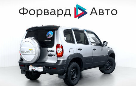 Chevrolet Niva I рестайлинг, 2015 год, 699 000 рублей, 8 фотография
