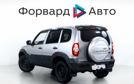 Chevrolet Niva I рестайлинг, 2015 год, 699 000 рублей, 6 фотография