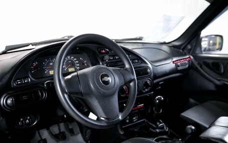 Chevrolet Niva I рестайлинг, 2015 год, 699 000 рублей, 13 фотография