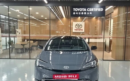 Toyota Prius IV XW50, 2025 год, 4 400 098 рублей, 3 фотография