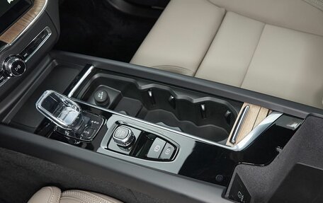 Volvo XC60 II, 2025 год, 6 269 000 рублей, 24 фотография