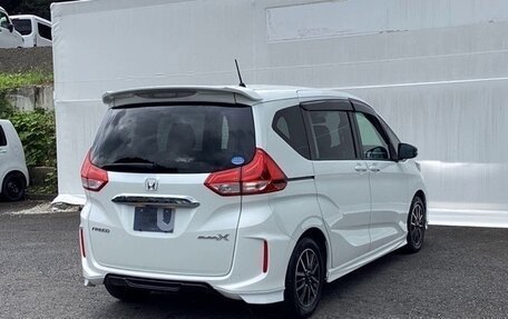 Honda Freed II, 2022 год, 1 096 000 рублей, 4 фотография