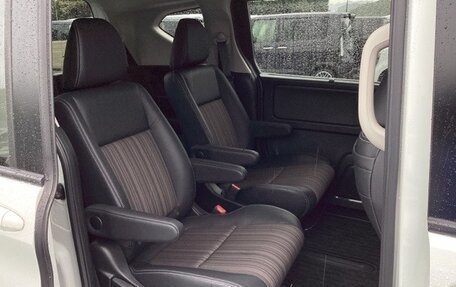 Honda Freed II, 2022 год, 1 096 000 рублей, 13 фотография