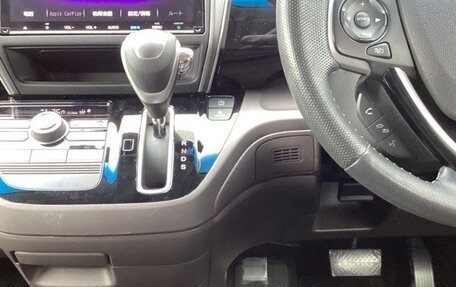 Honda Freed II, 2022 год, 1 096 000 рублей, 10 фотография