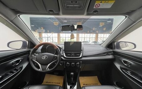 Toyota Yaris XP150 рестайлинг, 2022 год, 1 340 000 рублей, 9 фотография