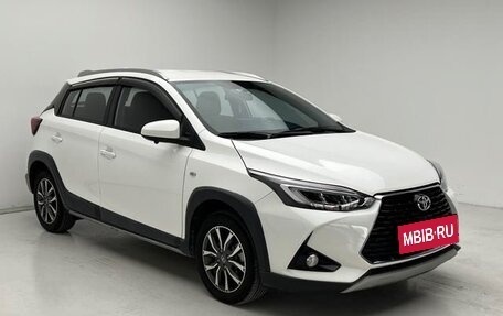 Toyota Yaris XP150 рестайлинг, 2022 год, 1 340 000 рублей, 3 фотография