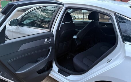 Hyundai Sonata VII, 2017 год, 1 350 000 рублей, 10 фотография