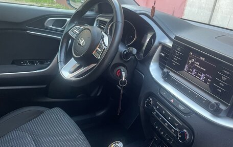 KIA cee'd III, 2020 год, 2 500 000 рублей, 13 фотография