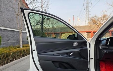 Hyundai Elantra, 2022 год, 1 650 007 рублей, 20 фотография