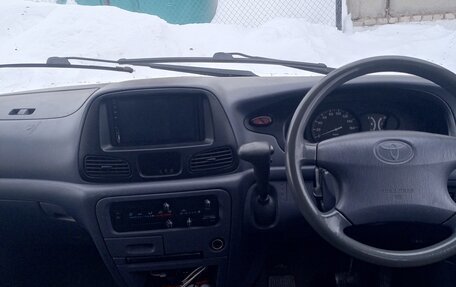 Toyota Town Ace III, 2002 год, 279 000 рублей, 8 фотография