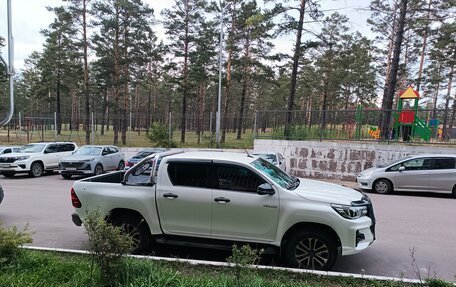 Toyota Hilux VIII, 2019 год, 4 990 000 рублей, 2 фотография