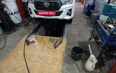 Toyota Hilux VIII, 2019 год, 4 990 000 рублей, 11 фотография