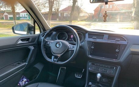 Volkswagen Tiguan II, 2020 год, 2 850 000 рублей, 5 фотография