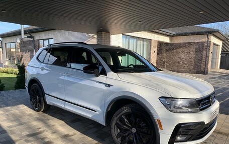 Volkswagen Tiguan II, 2020 год, 2 850 000 рублей, 7 фотография