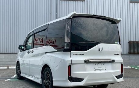 Honda Stepwgn IV, 2022 год, 2 012 000 рублей, 1 фотография