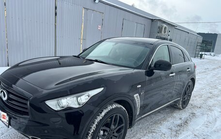 Infiniti QX70, 2014 год, 2 600 000 рублей, 2 фотография