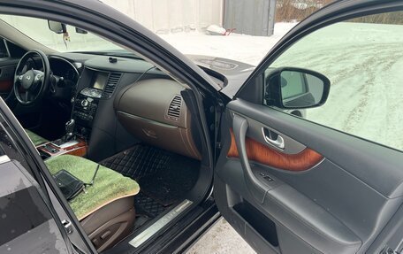 Infiniti QX70, 2014 год, 2 600 000 рублей, 13 фотография