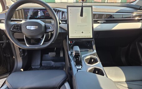 Geely Atlas, 2024 год, 2 760 000 рублей, 15 фотография