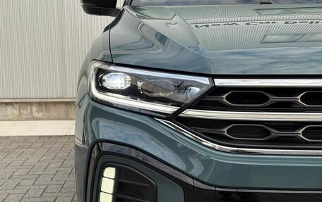 Volkswagen T-Roc I, 2023 год, 2 450 888 рублей, 7 фотография