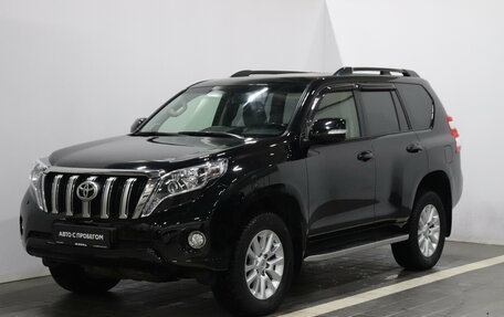 Toyota Land Cruiser Prado 150 рестайлинг 2, 2016 год, 3 989 000 рублей, 3 фотография