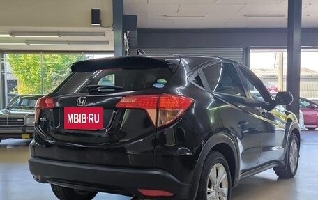 Honda Vezel, 2015 год, 1 132 000 рублей, 3 фотография