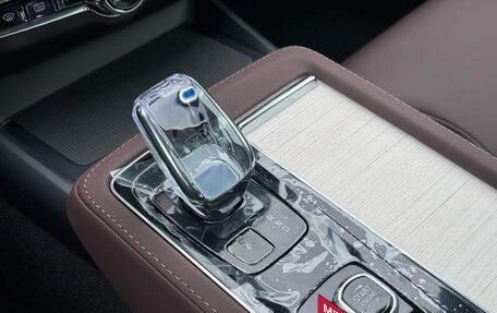 Volvo S90 II рестайлинг, 2025 год, 5 980 000 рублей, 16 фотография