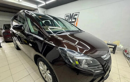 Opel Zafira C рестайлинг, 2012 год, 850 000 рублей, 5 фотография