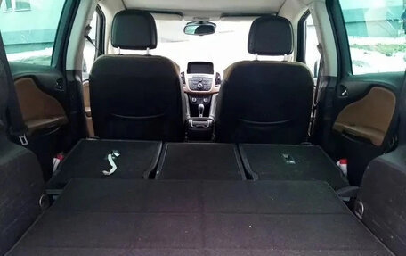 Opel Zafira C рестайлинг, 2012 год, 850 000 рублей, 10 фотография