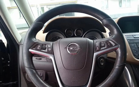 Opel Zafira C рестайлинг, 2012 год, 850 000 рублей, 2 фотография