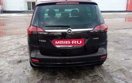 Opel Zafira C рестайлинг, 2012 год, 850 000 рублей, 4 фотография