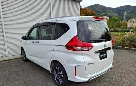 Honda Freed II, 2022 год, 1 389 000 рублей, 3 фотография