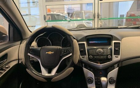 Chevrolet Cruze II, 2012 год, 700 000 рублей, 9 фотография