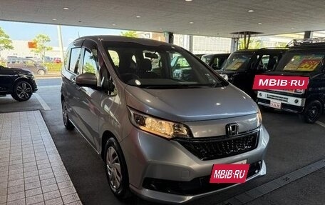 Honda Freed II, 2022 год, 1 342 000 рублей, 6 фотография