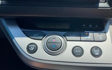 Honda Stream II, 2012 год, 912 000 рублей, 19 фотография