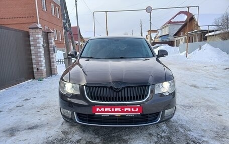Skoda Superb III рестайлинг, 2010 год, 891 000 рублей, 5 фотография