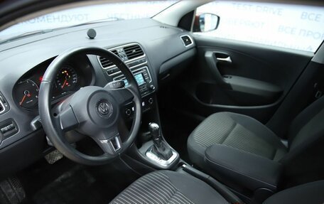 Volkswagen Polo VI (EU Market), 2013 год, 970 000 рублей, 10 фотография